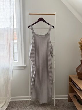 Zara Gray Striped Sleeveless Maxi Dress